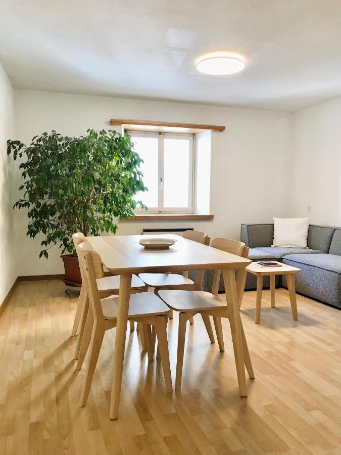 Centrally Located Apartment In Poschiavo Exterior foto